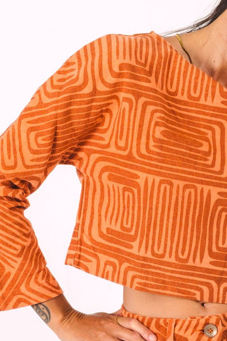 Labyrinth Top