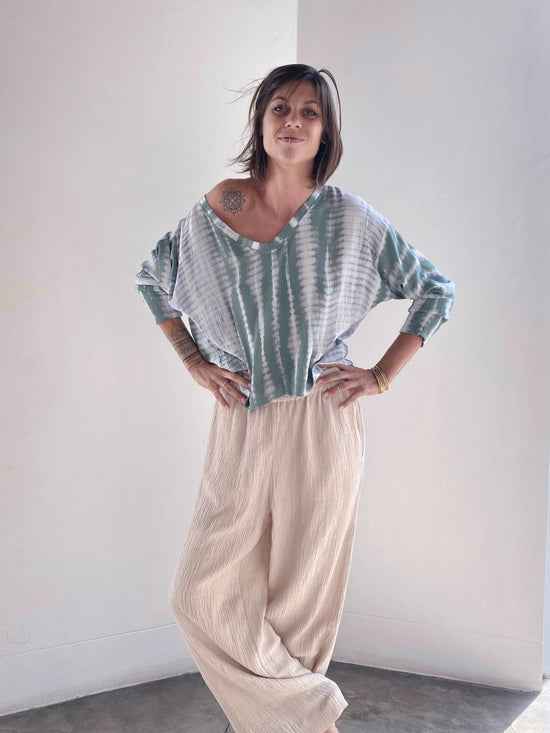Essential Linen Tobo V-neck